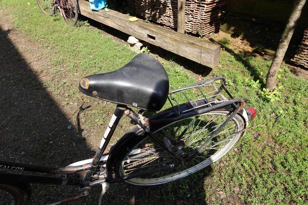 Bicicleta dama 28 clasica ieftin retro FALCON fabricat in olanda