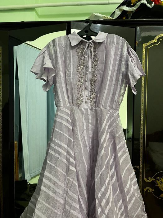 женское платье почти новое