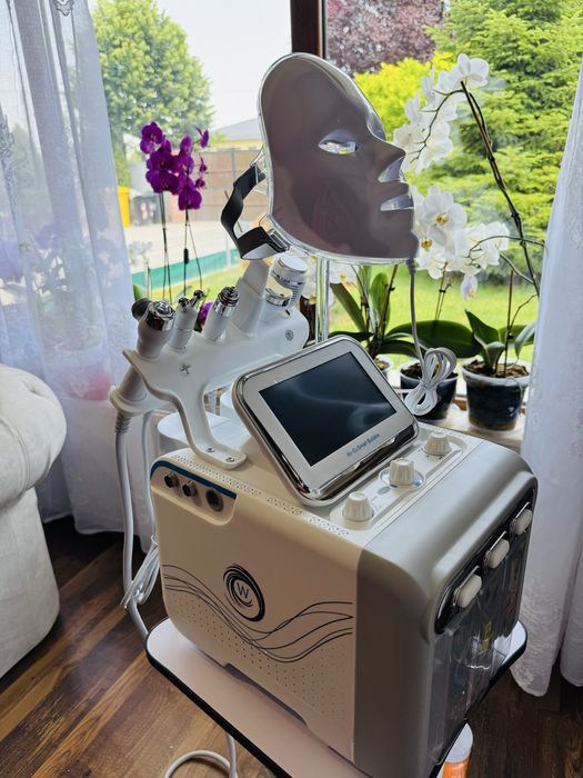 NOUA!! Combina Faciala Cosmetica Hydrafacial 7 in 1