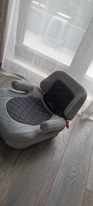 Детско столче за кола