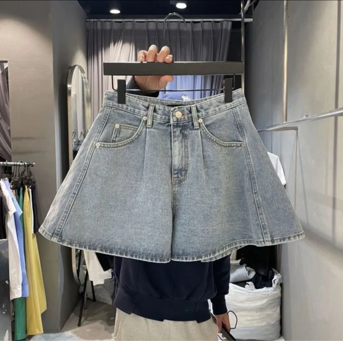 Шорты расклешенные с имитацией юбки