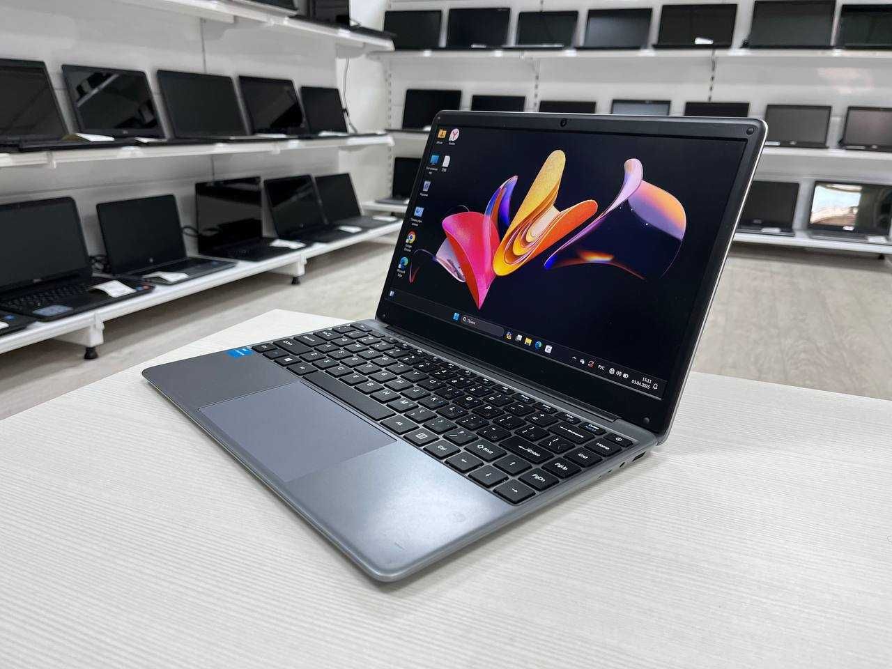 Бюджетный ноутбук CHUWI Celeron*ОЗУ 8/SSD256/ДЛя офиса