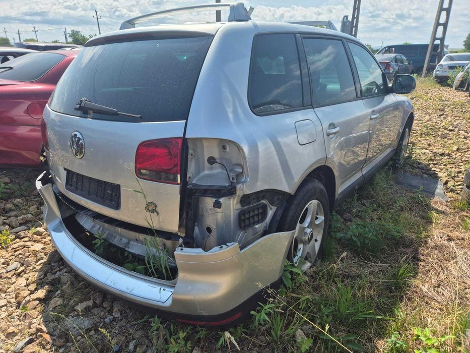 Dezmembram VW Touareg an 2004 motor 2.5tdi, manual si automat