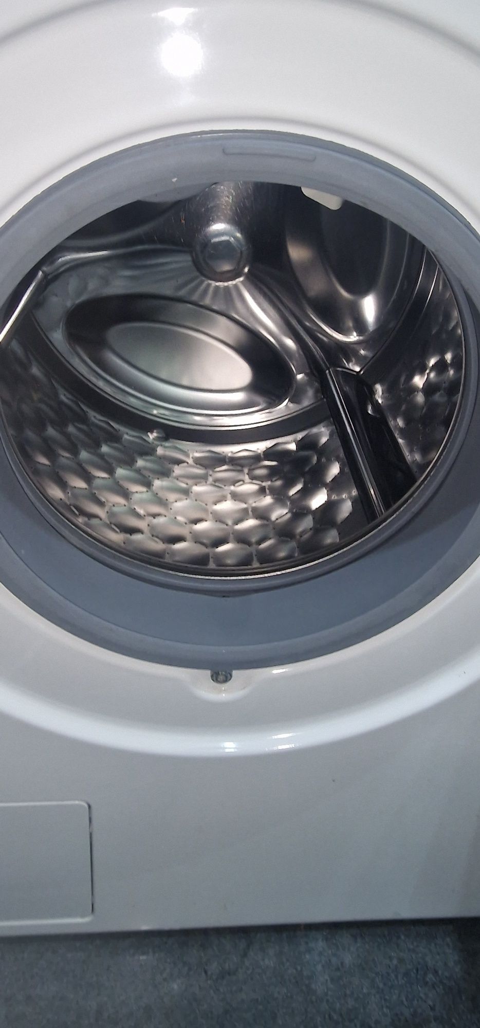 Mașină de spălat rufe Miele A+++ W1