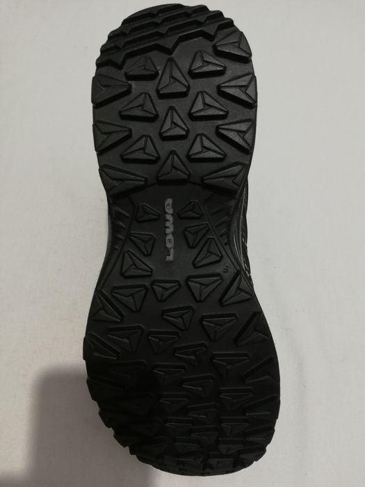 42 Lowa innox Pro Gore-tex masura 42