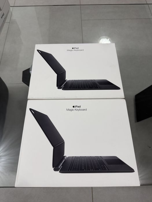 Apple iPad  Air 11” Magic Keyboard • NOI / SIGILATE •