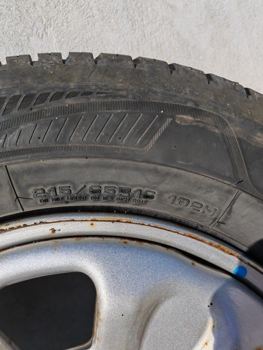 Set roți All Seasons Duster 215/65R16 cu anvelope Goodyear Vector