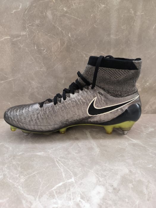 Nike Magista футболни обувки бутонки номер 41