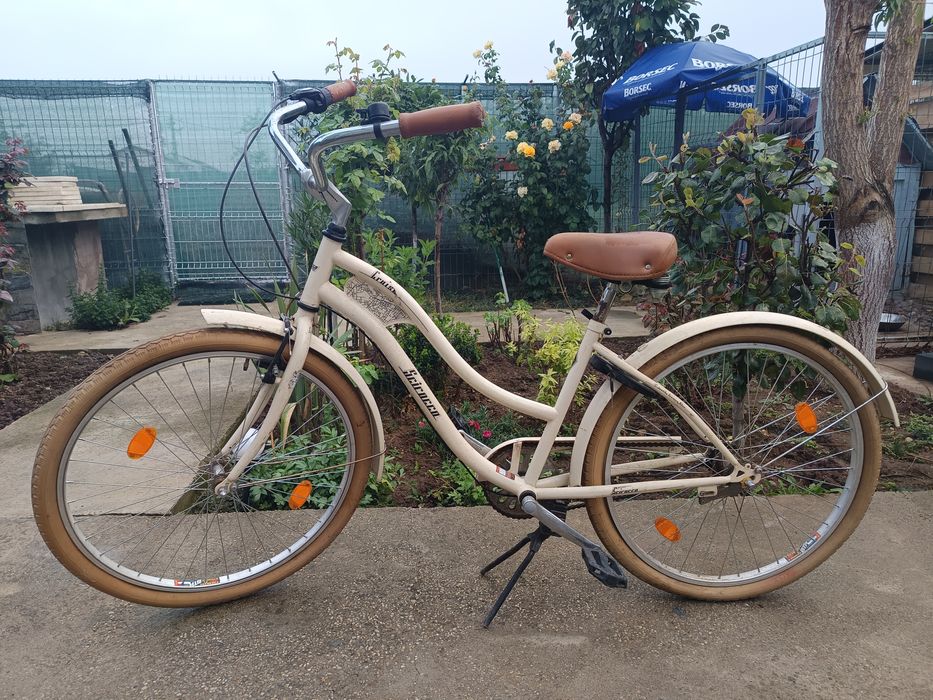 Vând 3 biciclete la preț de una