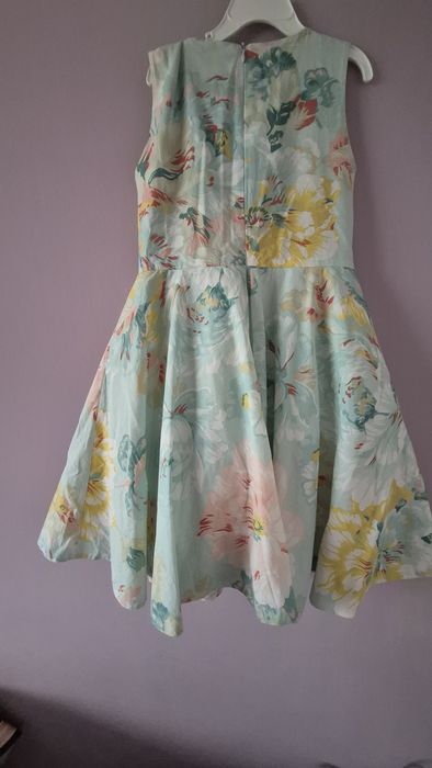 Официална рокля за момиче, 9-10год.