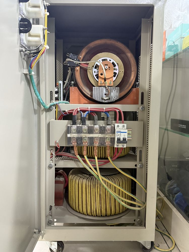 Стабилизатор Andeli 30 KV