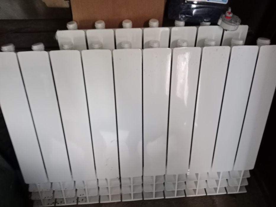 Продам Биметалические батареи  б/у