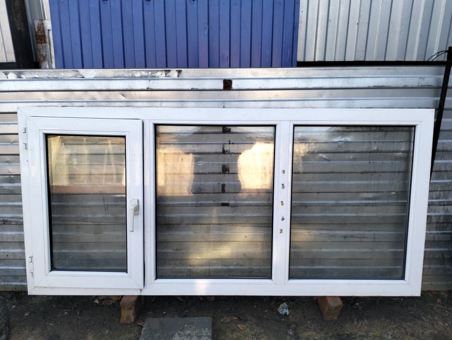 Окно пластиковое