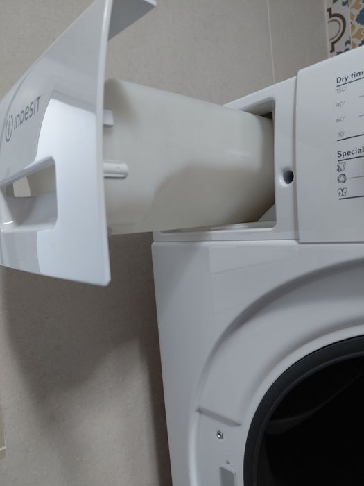 Vand uscator rufe Indesit