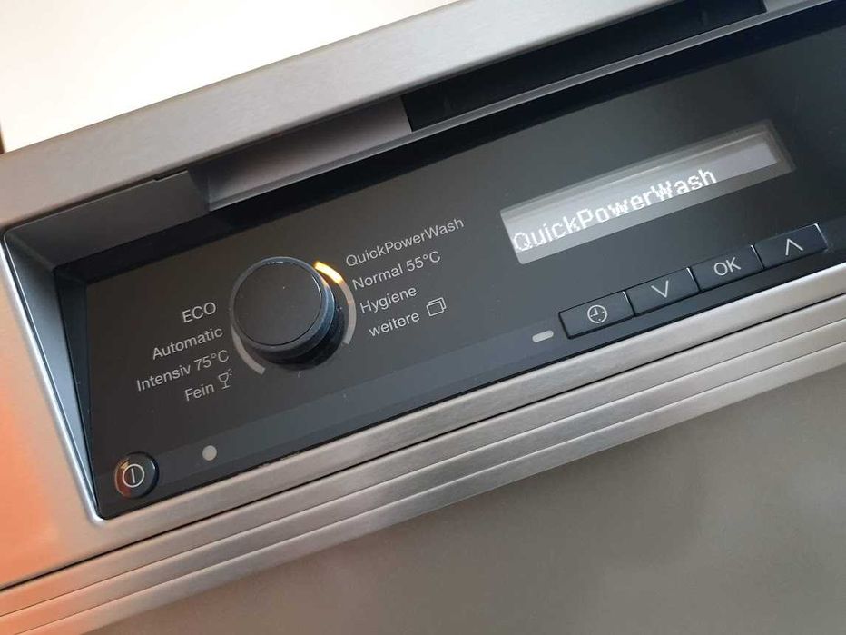 LED Wi-Fi Черно Инокс Miele Auto Open Съдомиялна - Частично Вграждане
