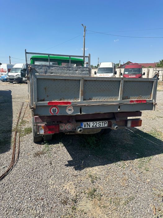 Iveco carosata basculanta