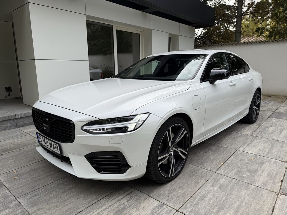 Volvo S90 T8 R-line Twin-Engine AWD 400cp