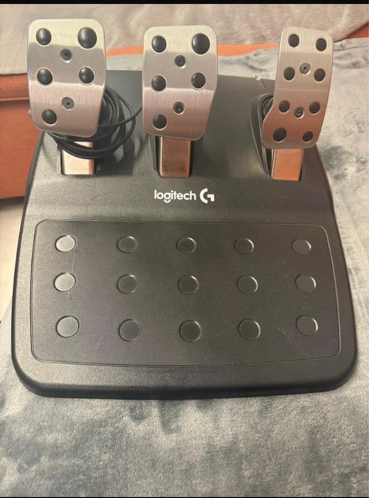 Pedale Logitech G (G29/G920) - stare bună, 3 pedale metalice