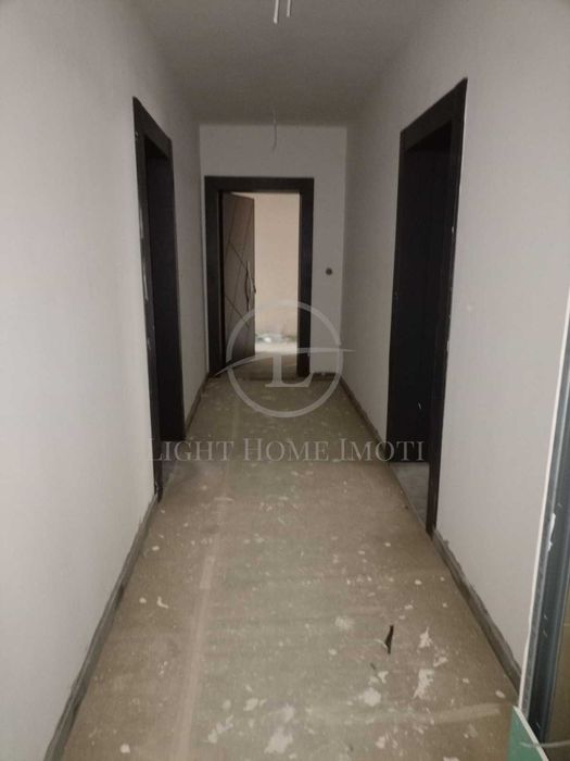 Продава се Двустаен апартамент в Пловдив, Кючук Париж - 82 кв.м за 1402 €/кв.м - Снимка #2