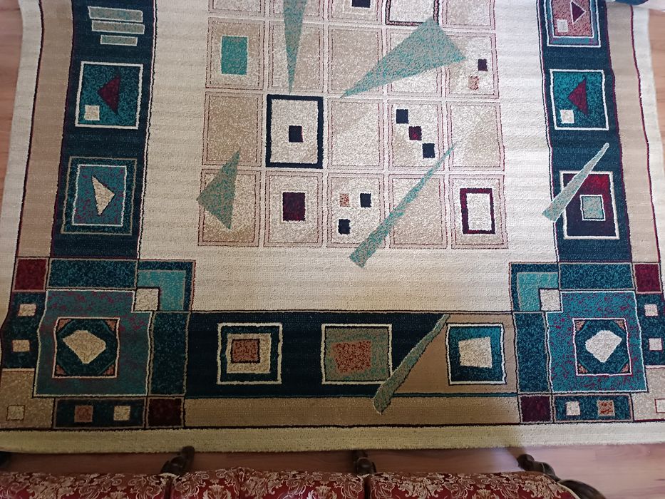 Продам б/у ковер