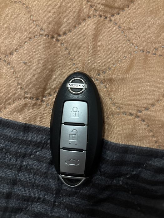 Продам Брелок для Nissan
