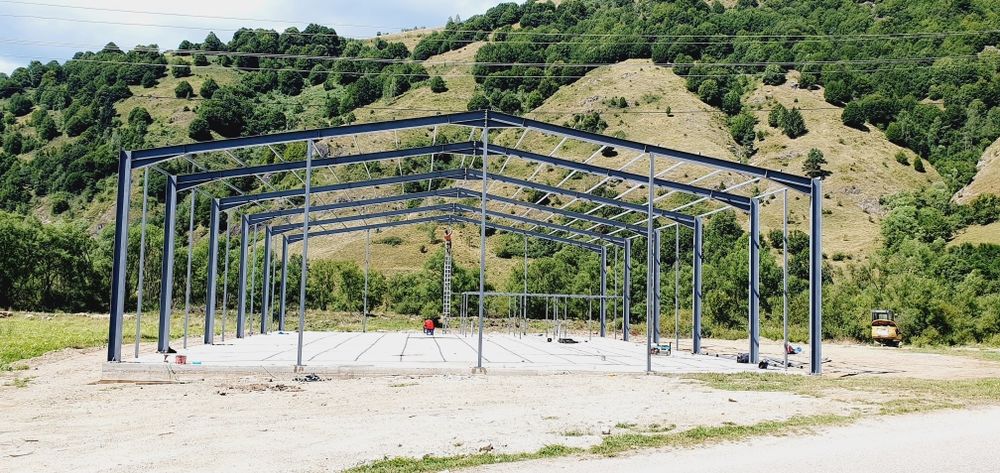 Vand hala metalica 8x23x4 cu panouri sandwich