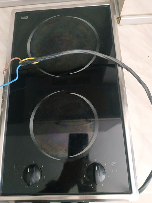 Двоен керамичен/индукционен  котлон за вграждане