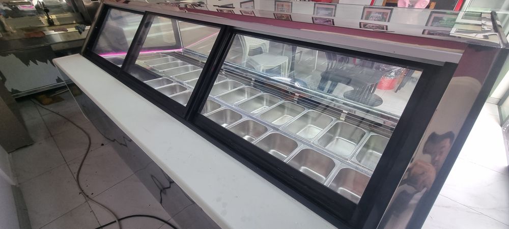 Холодильник для мороженного/Витрина холодильник продается, Sotiladi