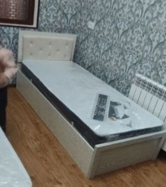 1 кишилик крават  матраси  билан