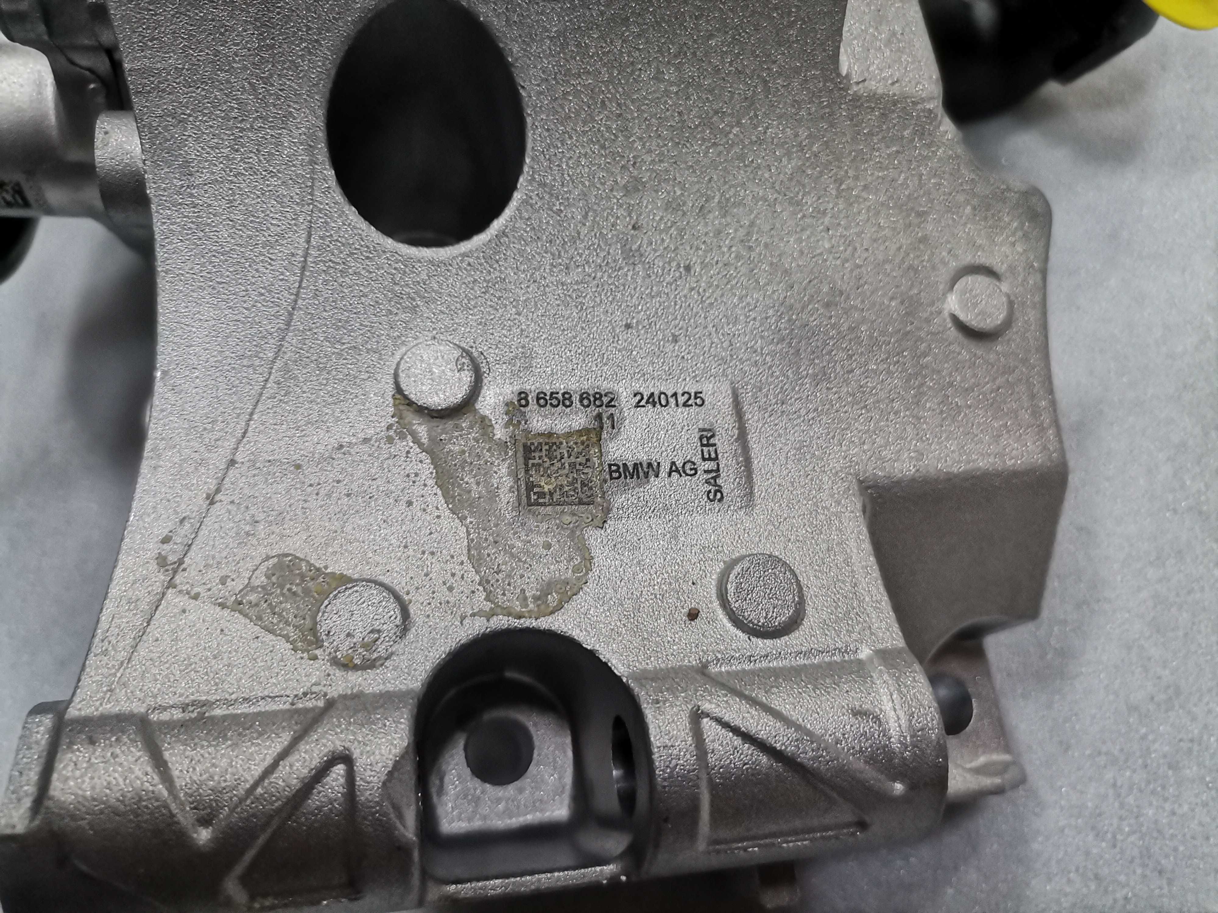 Нова Водна Помпа BMW G30 G31 G32 G01 G02 / B48 - 8658682