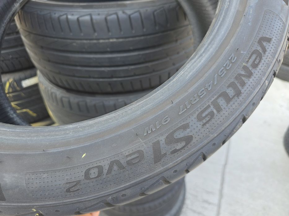 4бр Летни гуми 225 45 17 - Hankook