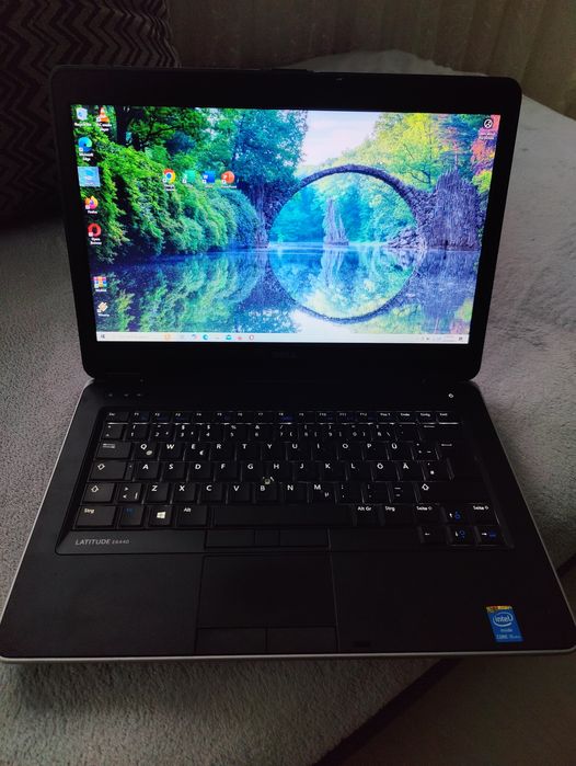 Laptop gaming școală Dell i5 Ram 8Gb ddr4 video 4Gb ssd win10 GTA CSGO