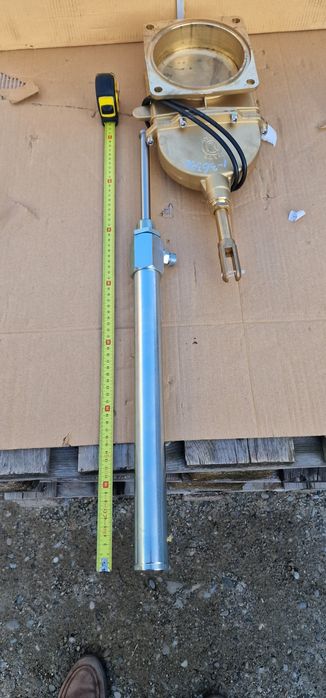 Cilindru hidraulic vidanja ridicare acționare clapeta pe baza de coman