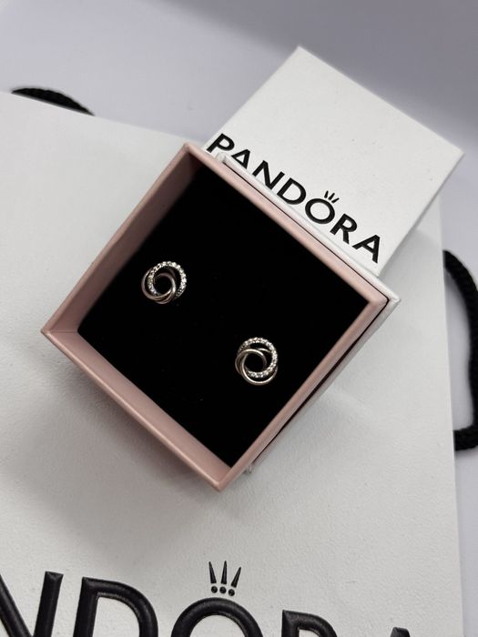Pandora обеци Пандора