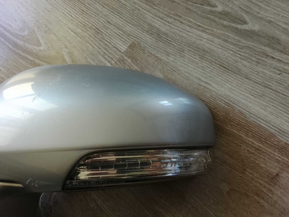 Ляво странично огледало за Тойота Авенсис Т27