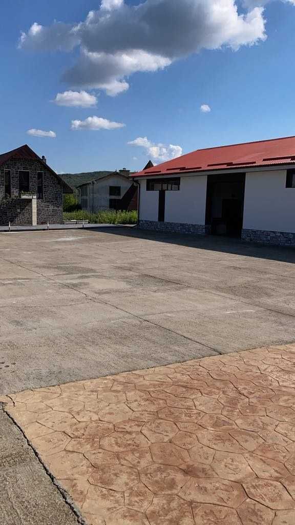 Parcare auto privata si securizata in Husi, la 15km de vama Albița