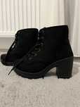 Botine negre Sinsay