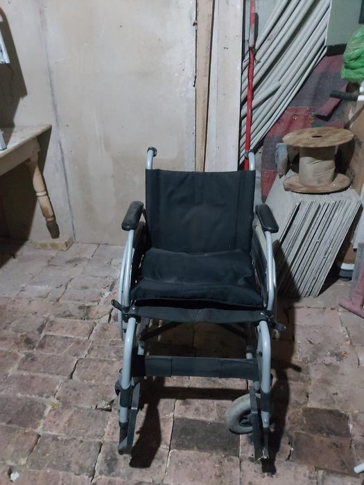 Инвалидной коляска