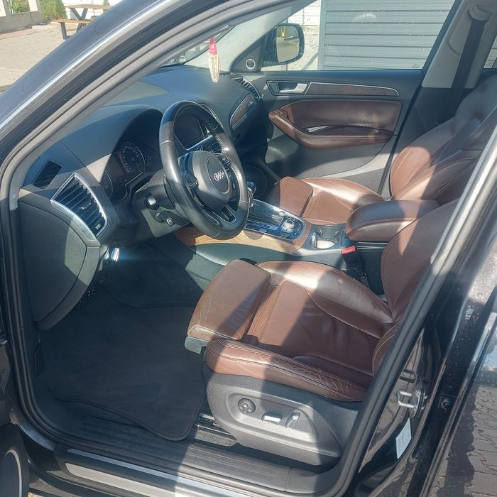 Vând Audi Q5 2013