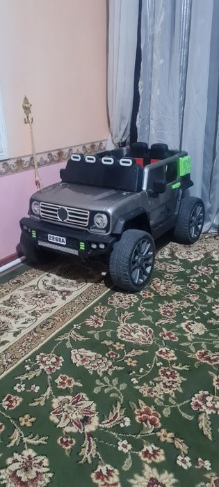 Moshina yaxshi xolatda xamma joyi ishledi .