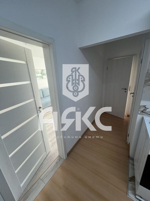 Продава се Двустаен апартамент в София, Люлин 6 - 48 кв.м за 2709 €/кв.м - Снимка #5