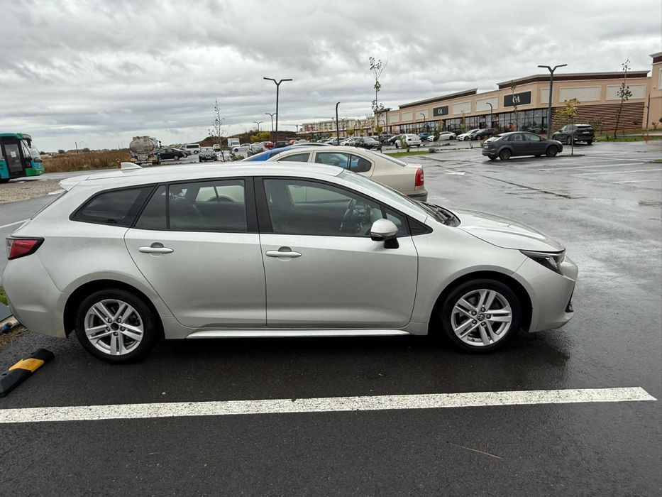 Toyota corolla hybrid 1.8 2019