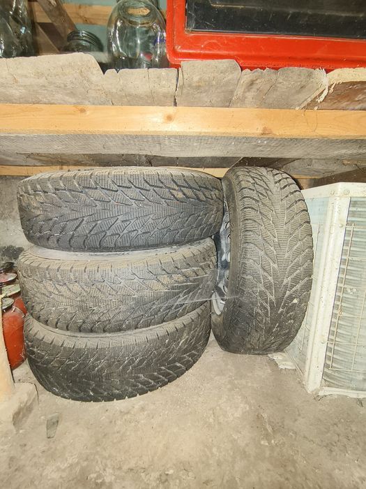 Зимние шины с дисками 185/70/14 Cardiant