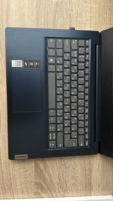 Лаптоп Lenovo IdeaPad 3 перфектен