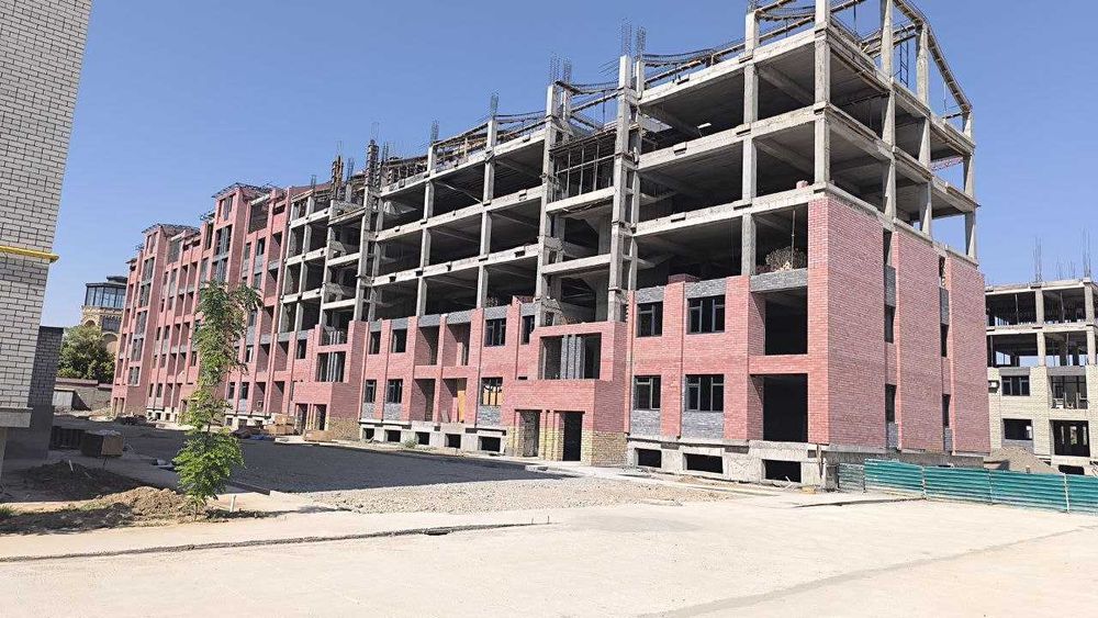 Продается своя квартира 2/2/6, коробка.