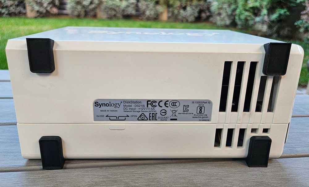 NAS Synology DS218J + 2x HDD (4TB & 2 TB)