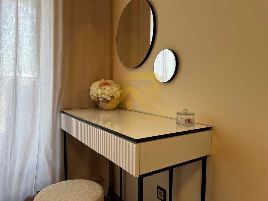 Продава се Двустаен апартамент в София, Център - 64 кв.м за 3110 €/кв.м - Снимка #8