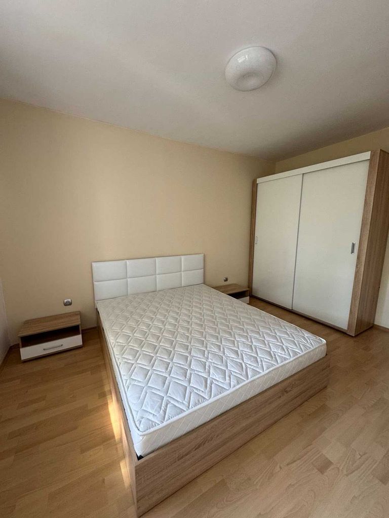 Дава се под наем Тристаен апартамент в София, Горубляне - 120 кв.м за 650 € - Снимка #1