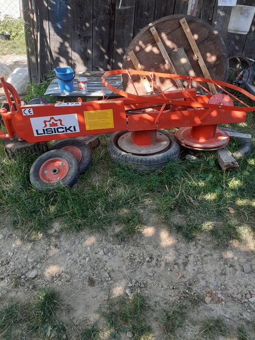 Cositoare dupa tractor