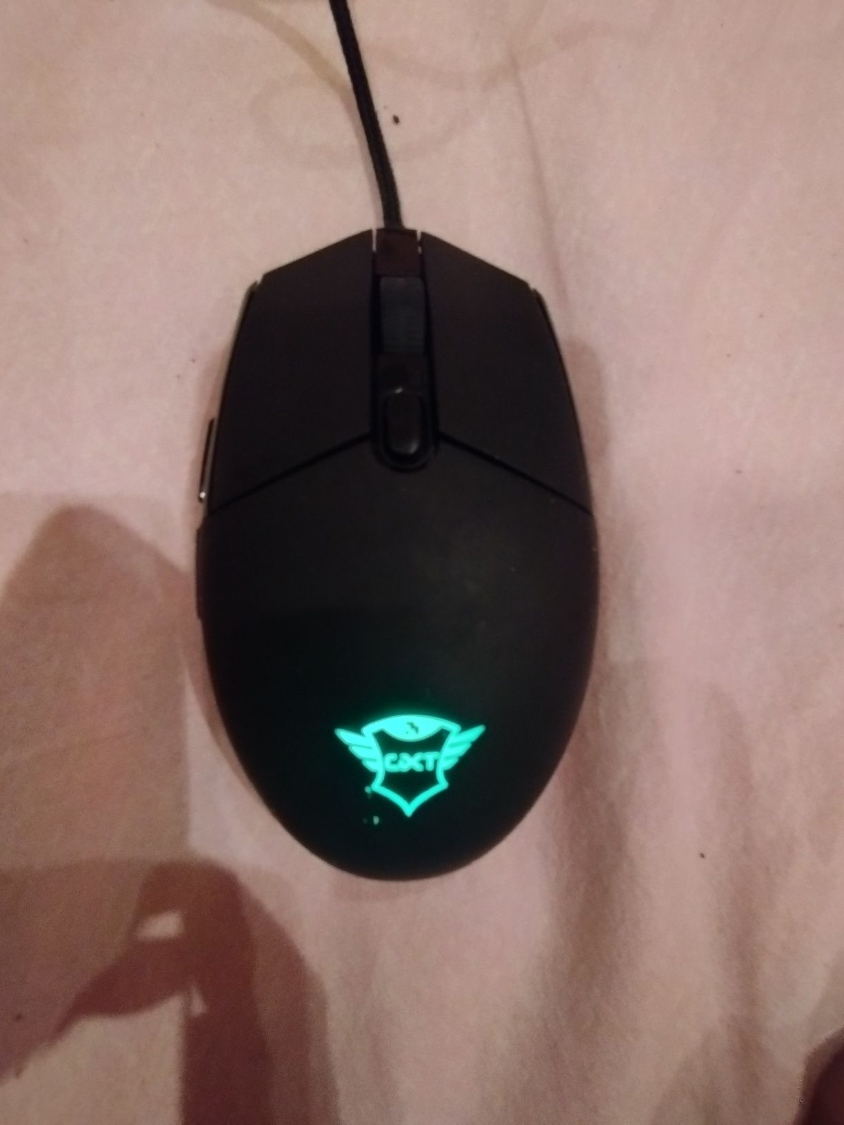 Vând mouse cxt gaming
